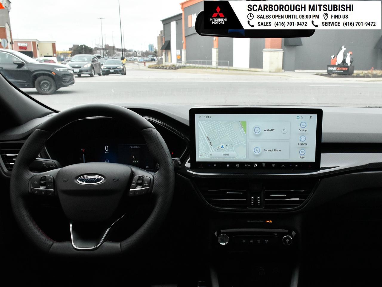 2024 Ford Escape Awd , heated front seats ,alloy rim ,rear camera . Photo