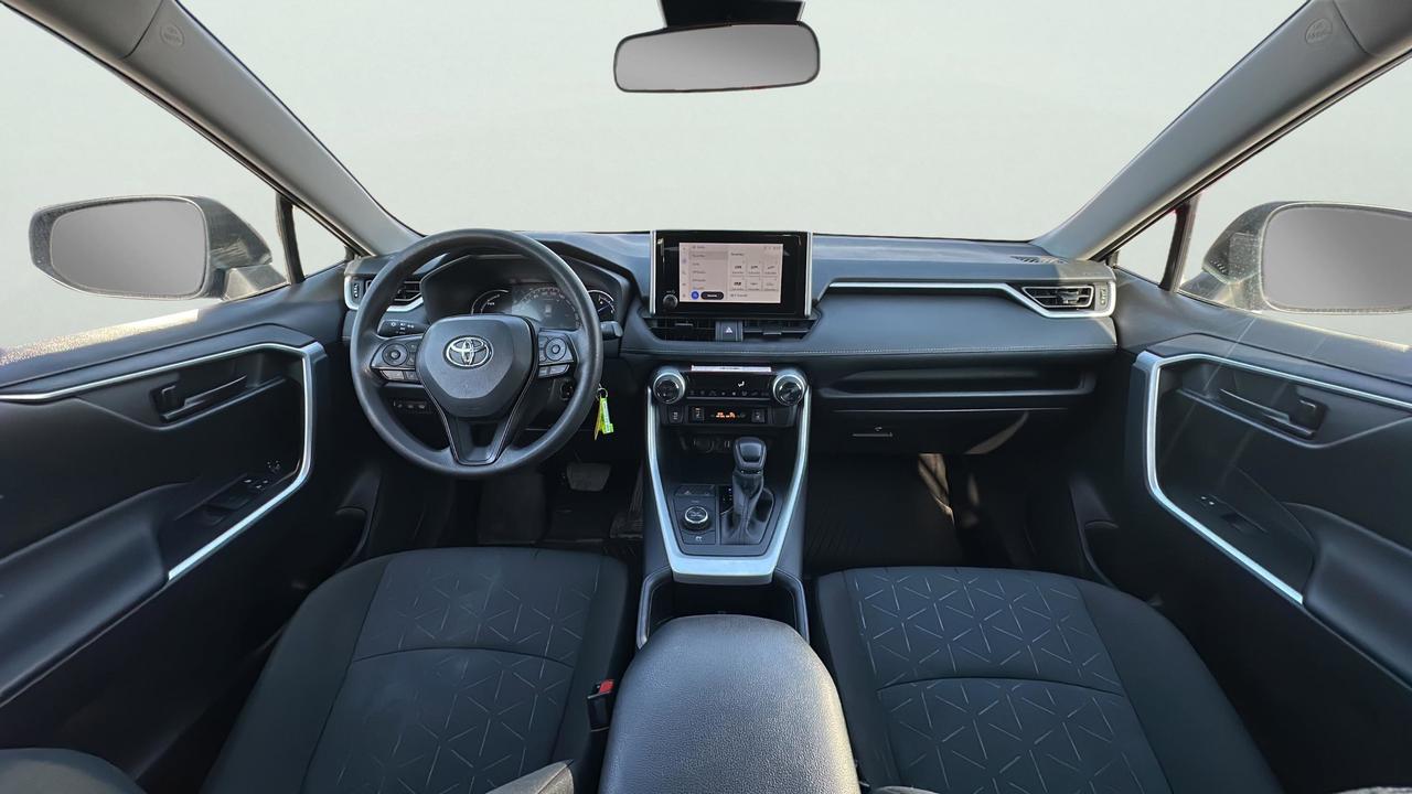 2025 Toyota RAV4 Hybrid  Photo