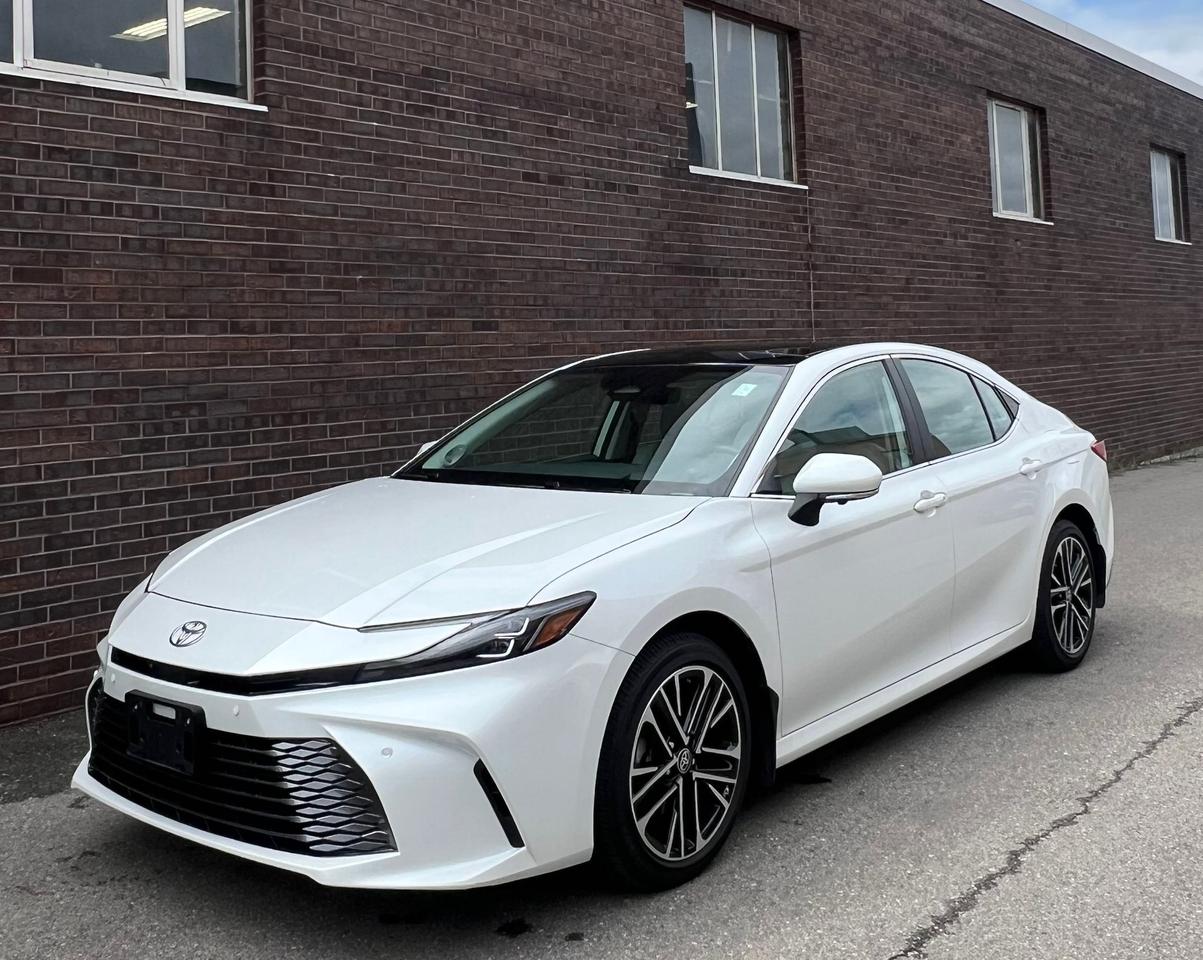2025 Toyota Camry HYBRID XLE, LEATHER, CAR PLAY, AWD, PANORAMIC ROOF Photo
