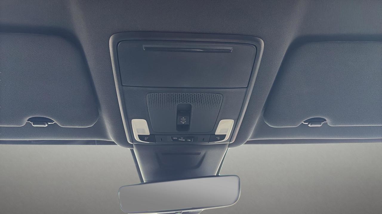 2024 Honda CR-V Hybrid Touring AWD Photo