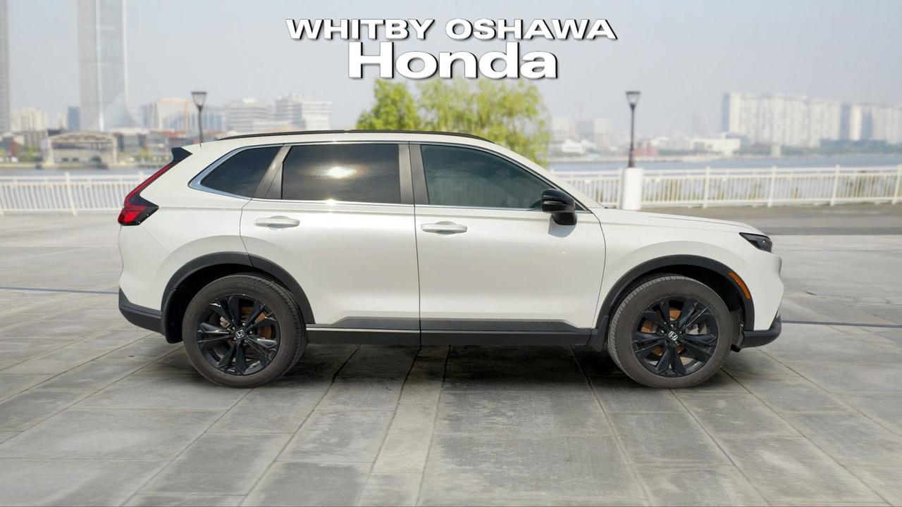 2024 Honda CR-V Hybrid Touring AWD Photo