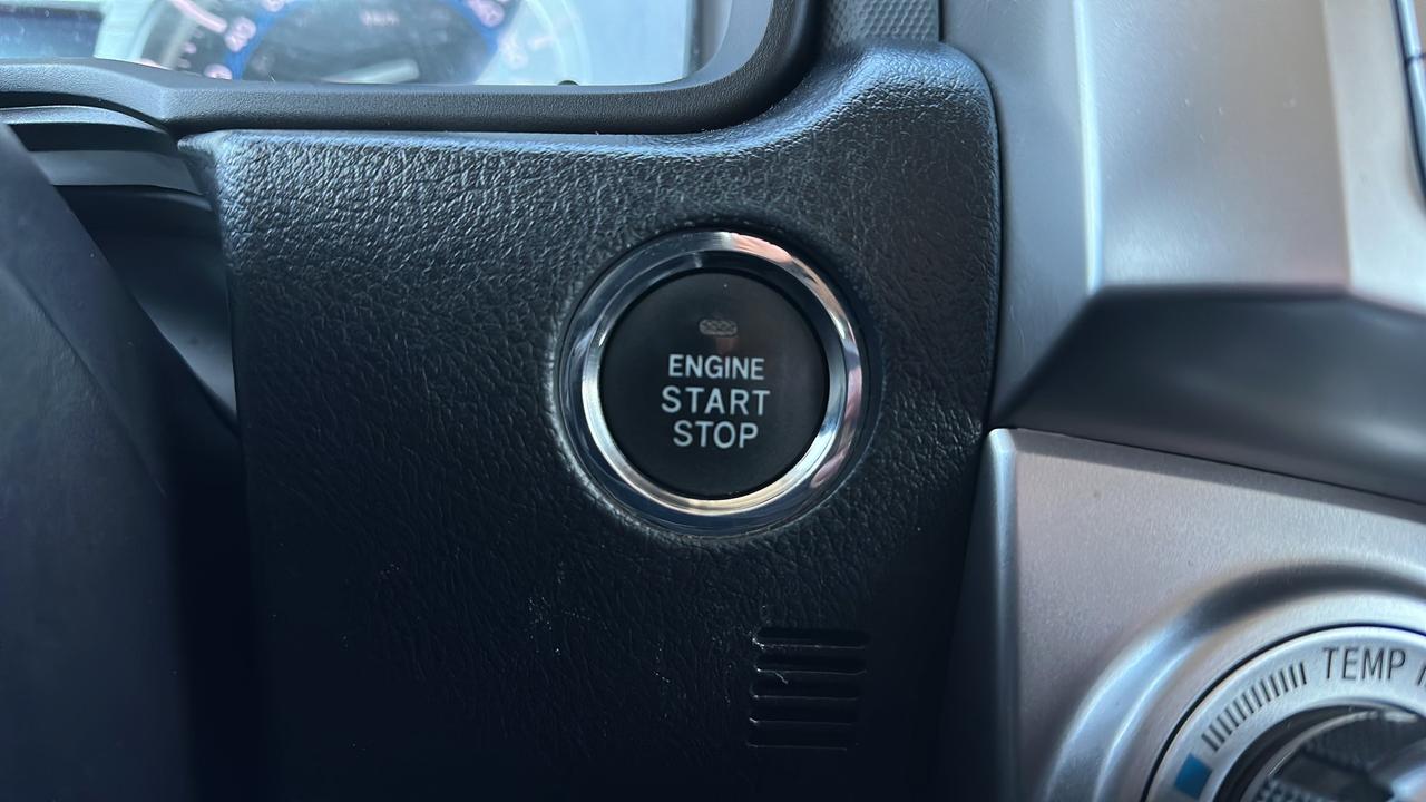 2019 Toyota 4Runner 4WD Photo