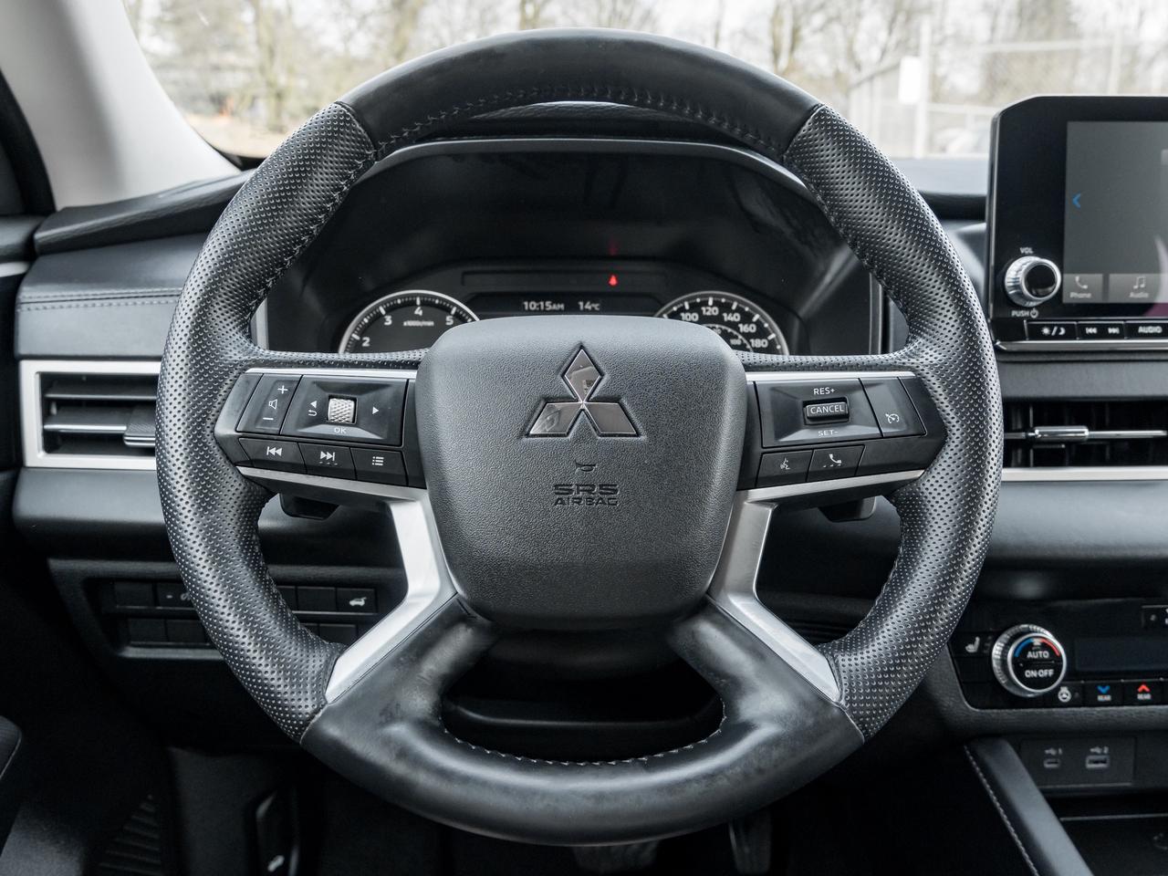 2024 Mitsubishi Outlander SE S-AWC CPO FINANCE RATES FOR AS LOW AS 0.90% Photo