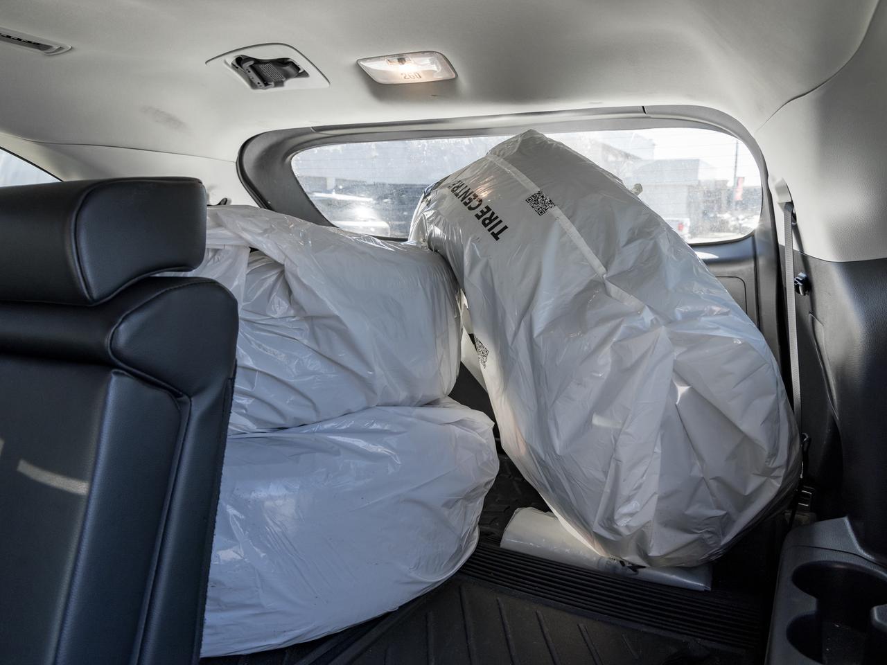 2023 Toyota Highlander 2 SETS OF TIRES   ROOF   GHOST (KILL SWITCH) Photo