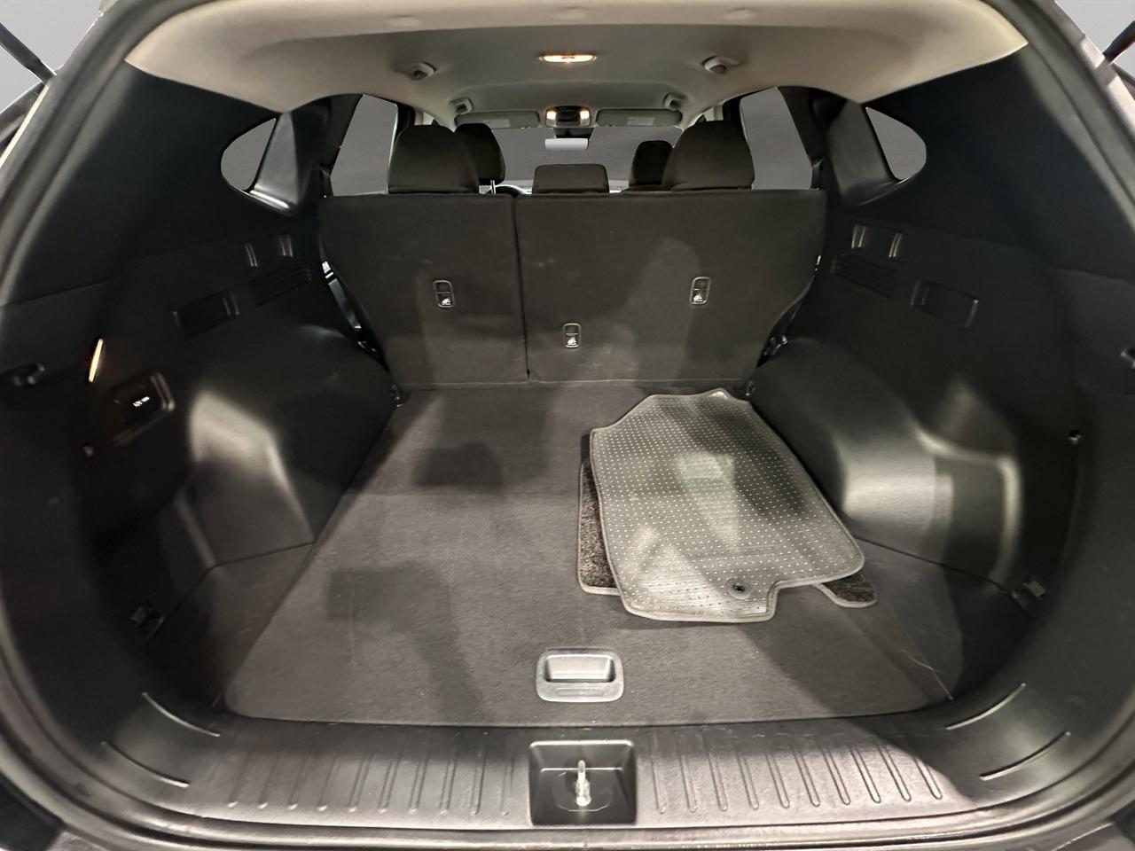 2022 Hyundai Tucson Essential | Reverse Cam | Heated Seats Photo