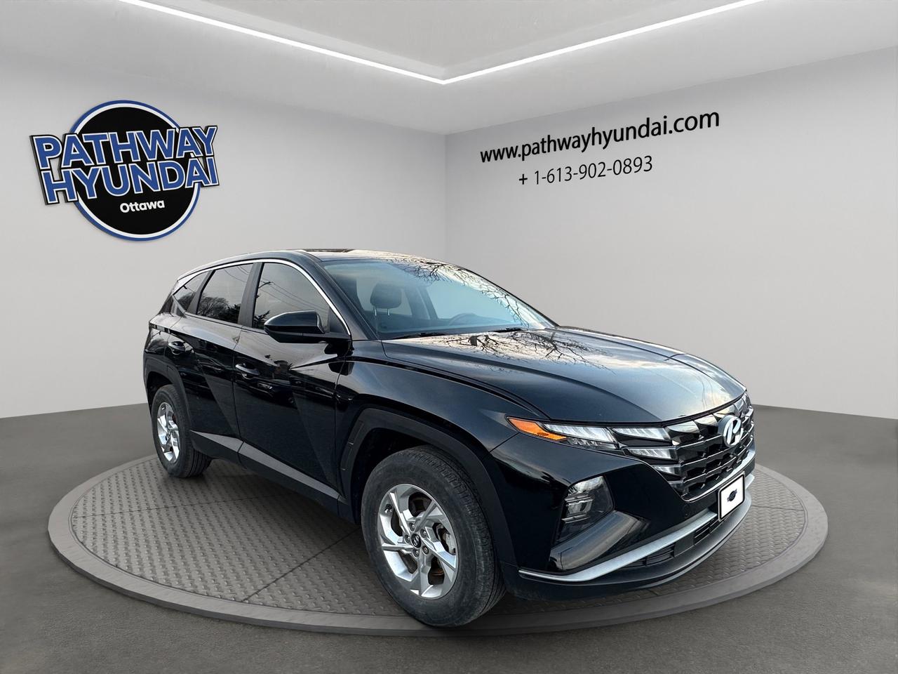 2022 Hyundai Tucson Essential | Reverse Cam | Heated Seats Photo0