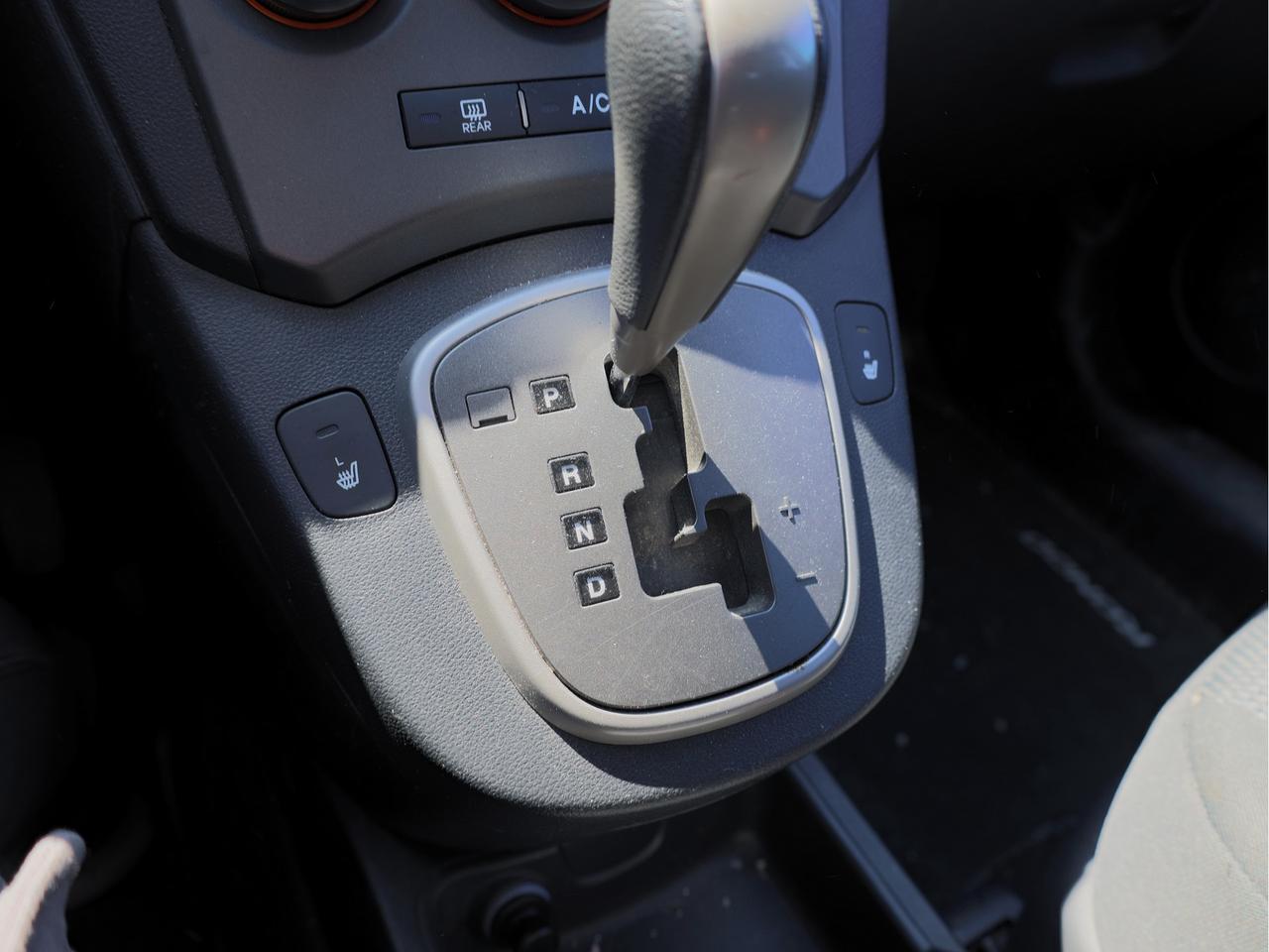 2010 Kia Rondo EX AS TRADED Photo