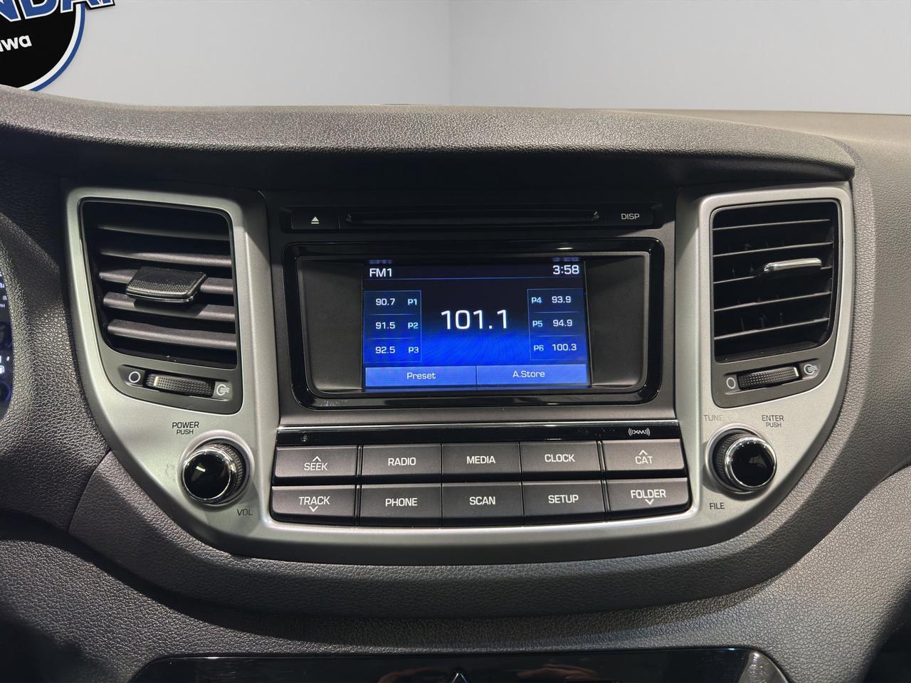 2017 Hyundai Tucson SEL | Reverse Cam | Heated Seats Photo