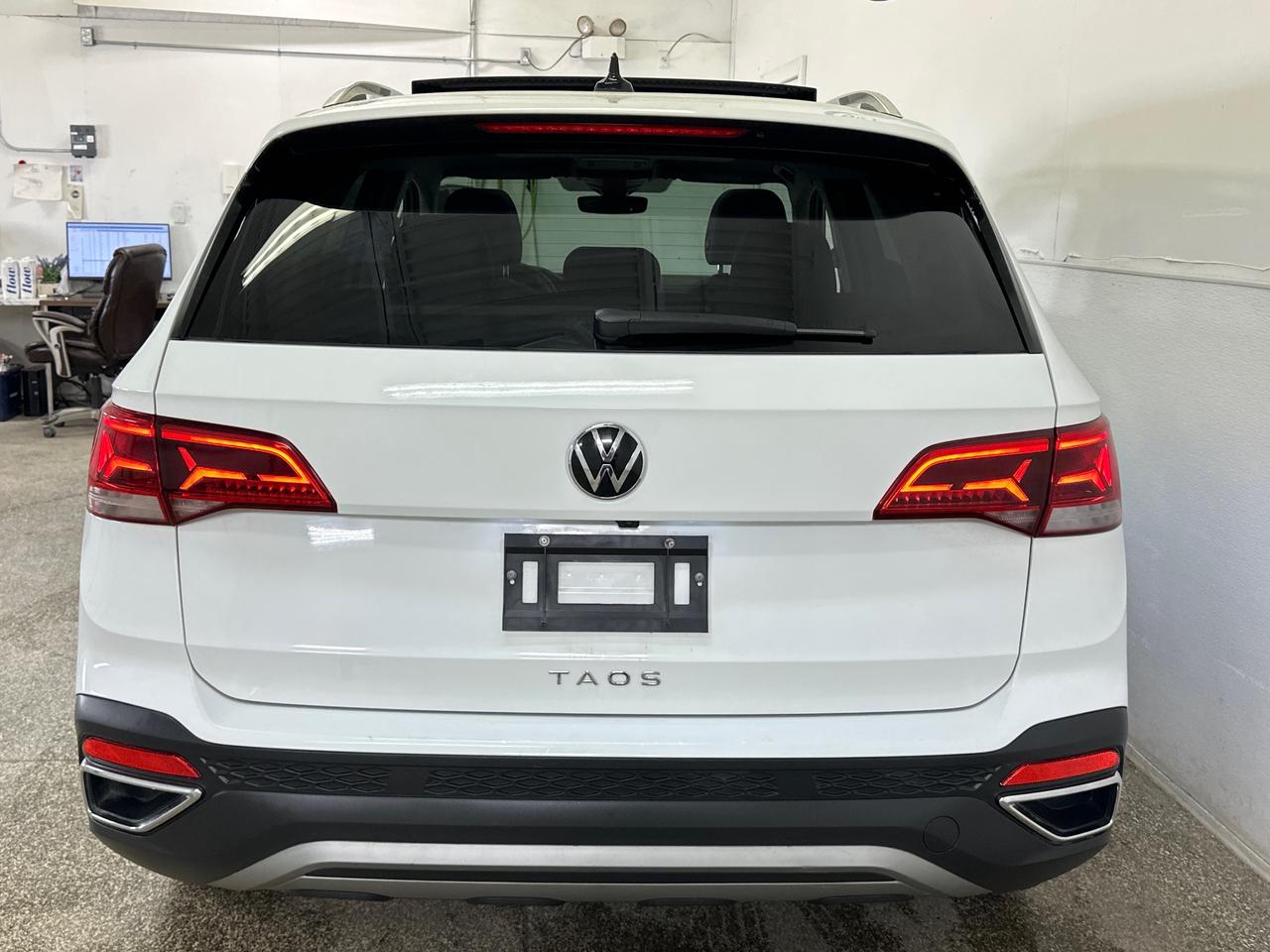 2024 Volkswagen Taos Comfortline 4dr Front-Wheel Drive Photo