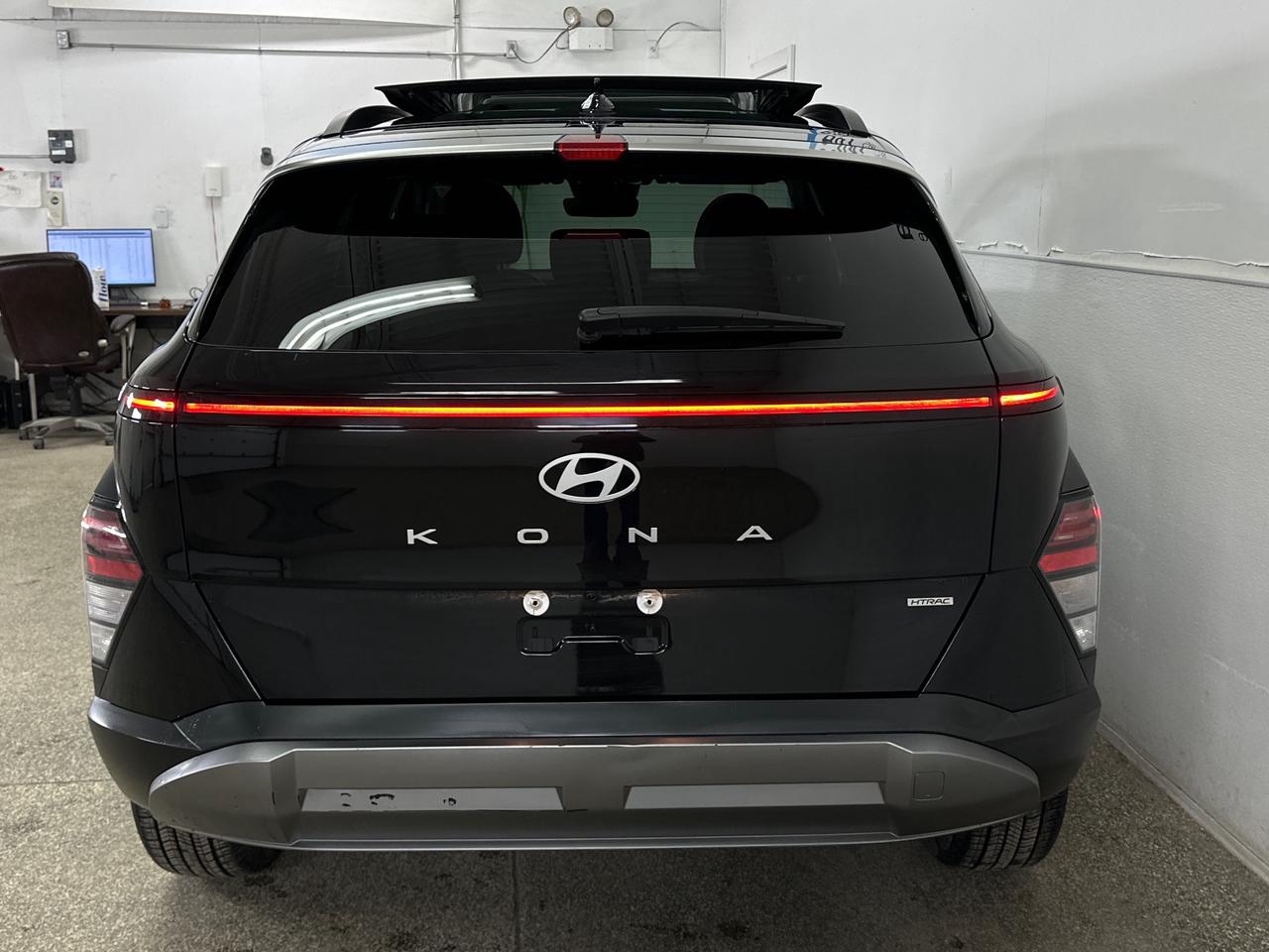 2025 Hyundai KONA 2.0L Preferred w/Trend Package 4dr All-Wheel Drive Photo
