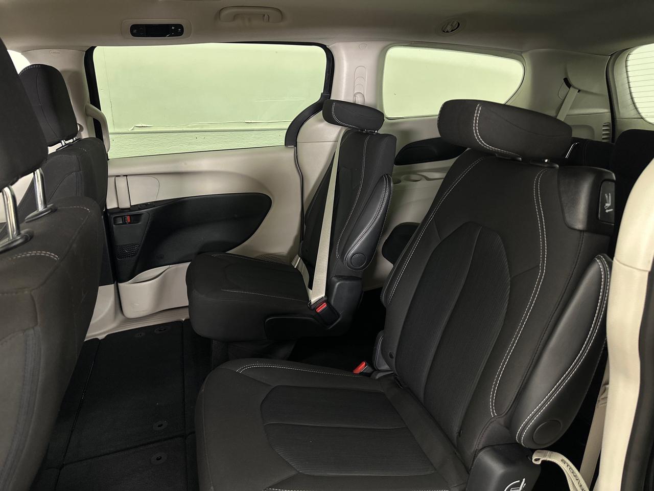 2024 Chrysler Grand Caravan SXT Front-Wheel Drive Passenger Van Photo