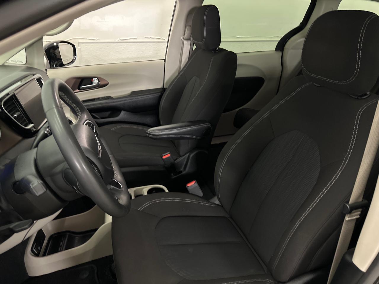 2024 Chrysler Grand Caravan SXT Front-Wheel Drive Passenger Van Photo