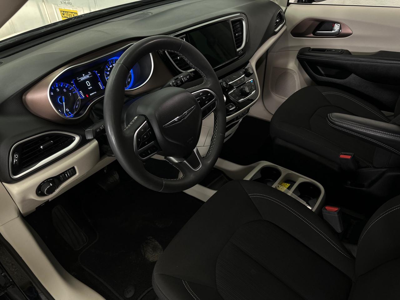 2024 Chrysler Grand Caravan SXT Front-Wheel Drive Passenger Van Photo