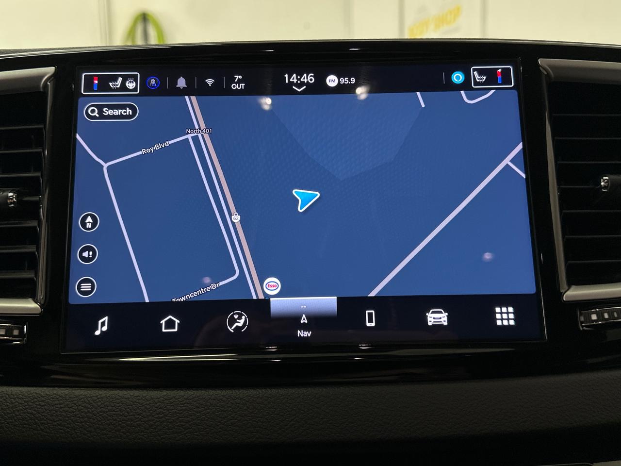 2024 Chrysler Grand Caravan SXT Front-Wheel Drive Passenger Van Photo