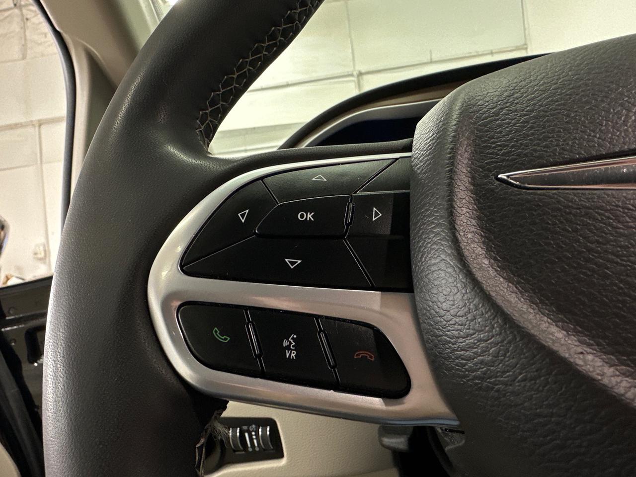 2024 Chrysler Grand Caravan SXT Front-Wheel Drive Passenger Van Photo