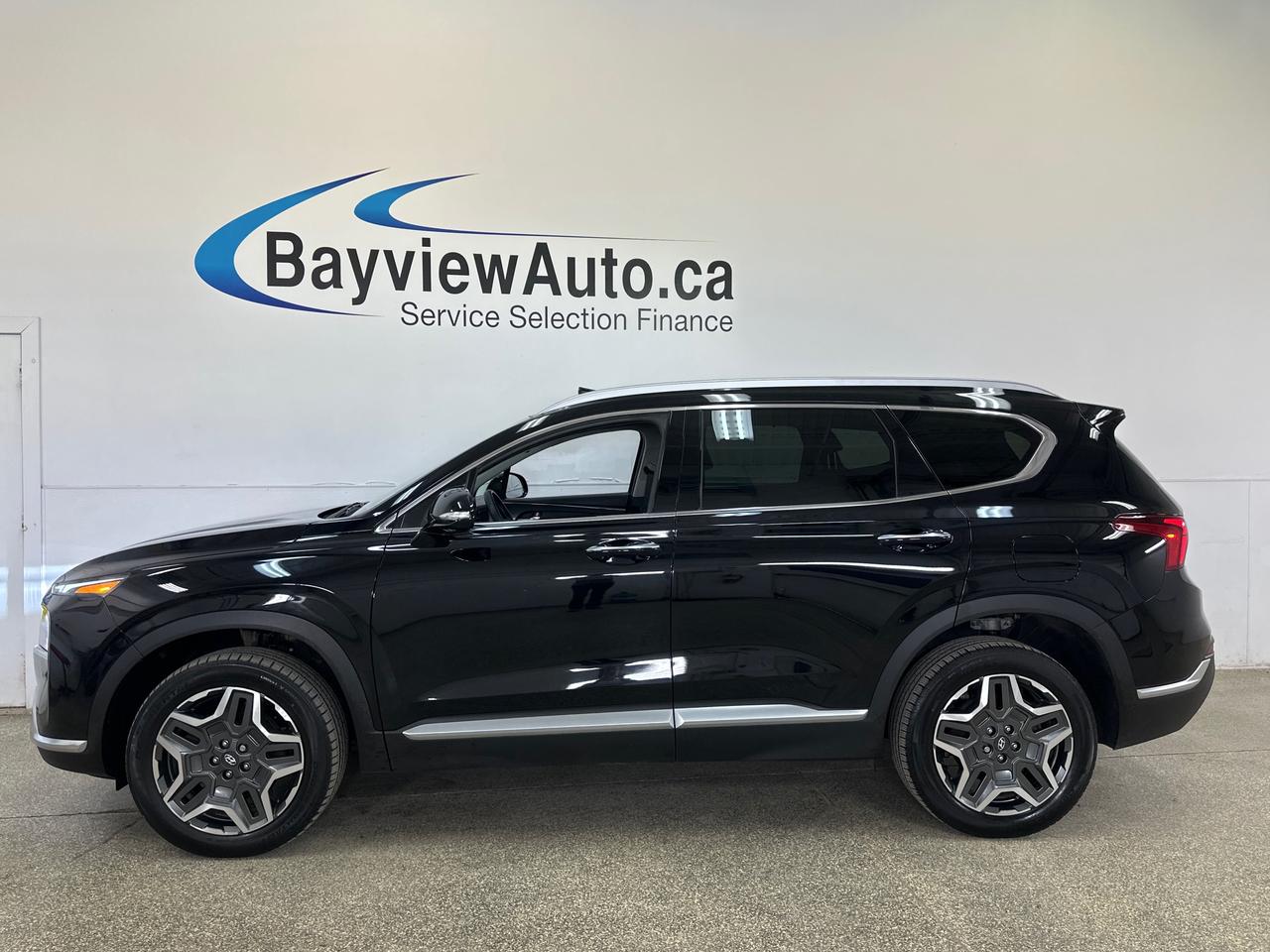 2023 Hyundai Santa Fe HEV Luxury 4dr All-Wheel Drive Photo3