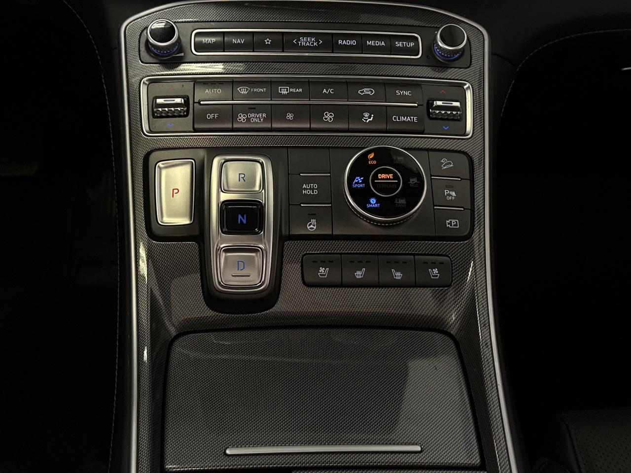 2023 Hyundai Santa Fe HEV Luxury 4dr All-Wheel Drive Photo