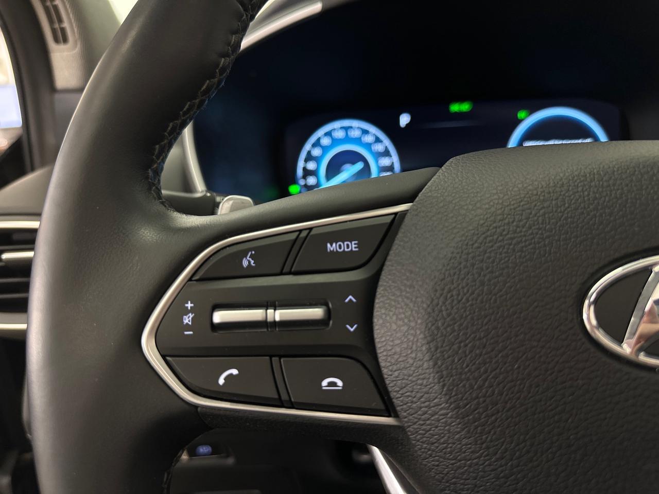 2023 Hyundai Santa Fe HEV Luxury 4dr All-Wheel Drive Photo