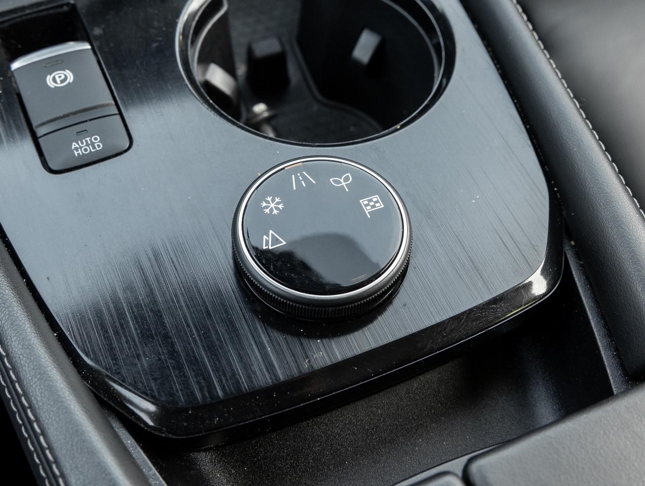 2023 Nissan Rogue AWD SL, Nav, Camera, Leather, Sunroof Photo