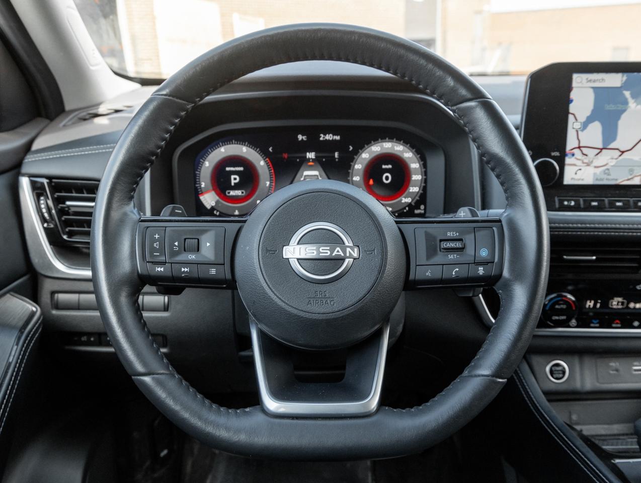 2023 Nissan Rogue AWD Platinum, Nav, Camera, Leather, Sunroof Photo