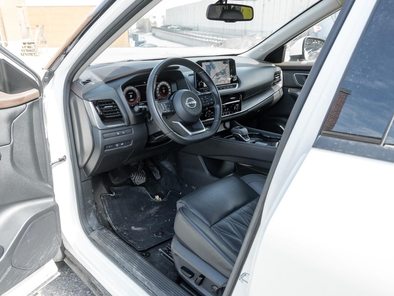 2023 Nissan Rogue AWD Platinum, Nav, Camera, Leather, Sunroof Photo