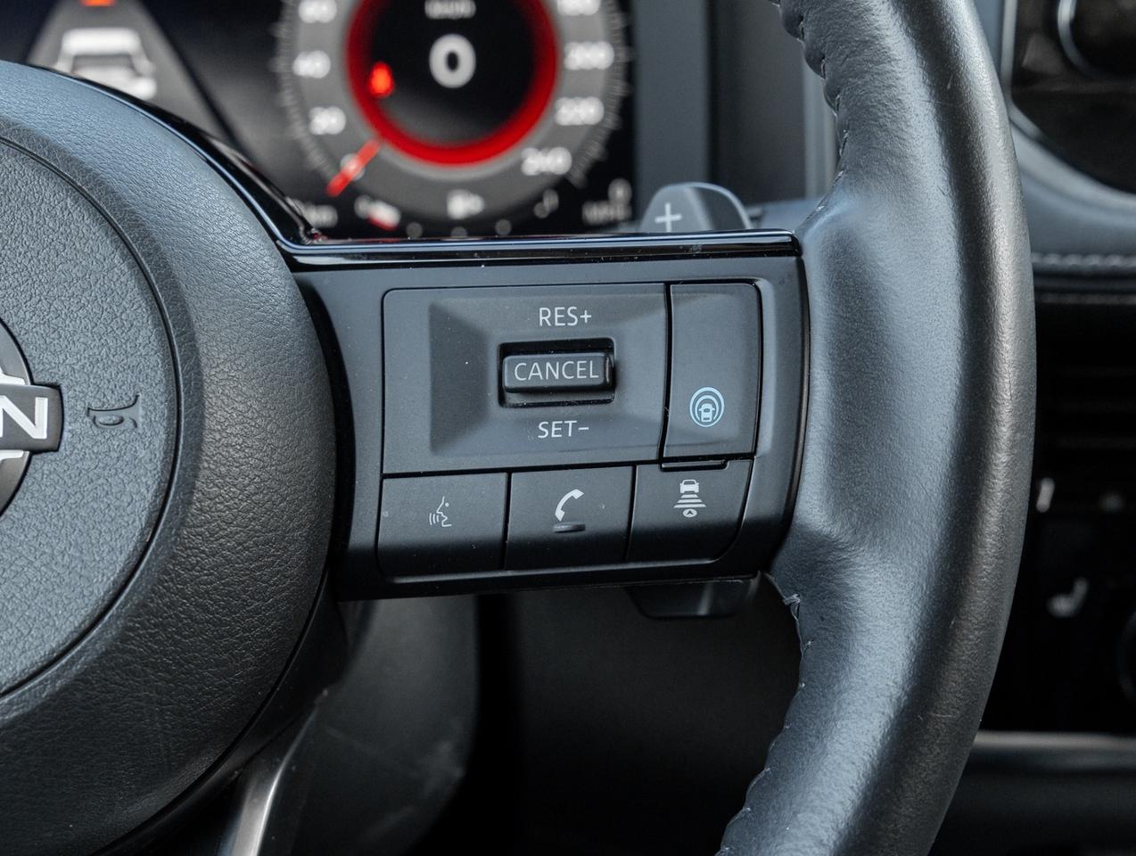2023 Nissan Rogue AWD Platinum, Nav, Camera, Leather, Sunroof Photo