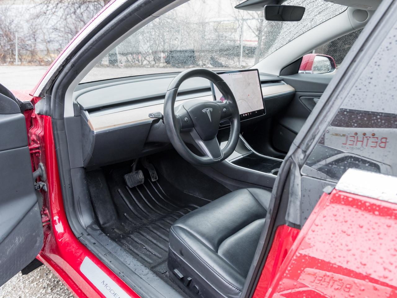 2018 Tesla Model 3 Long Range Battery AWD Photo