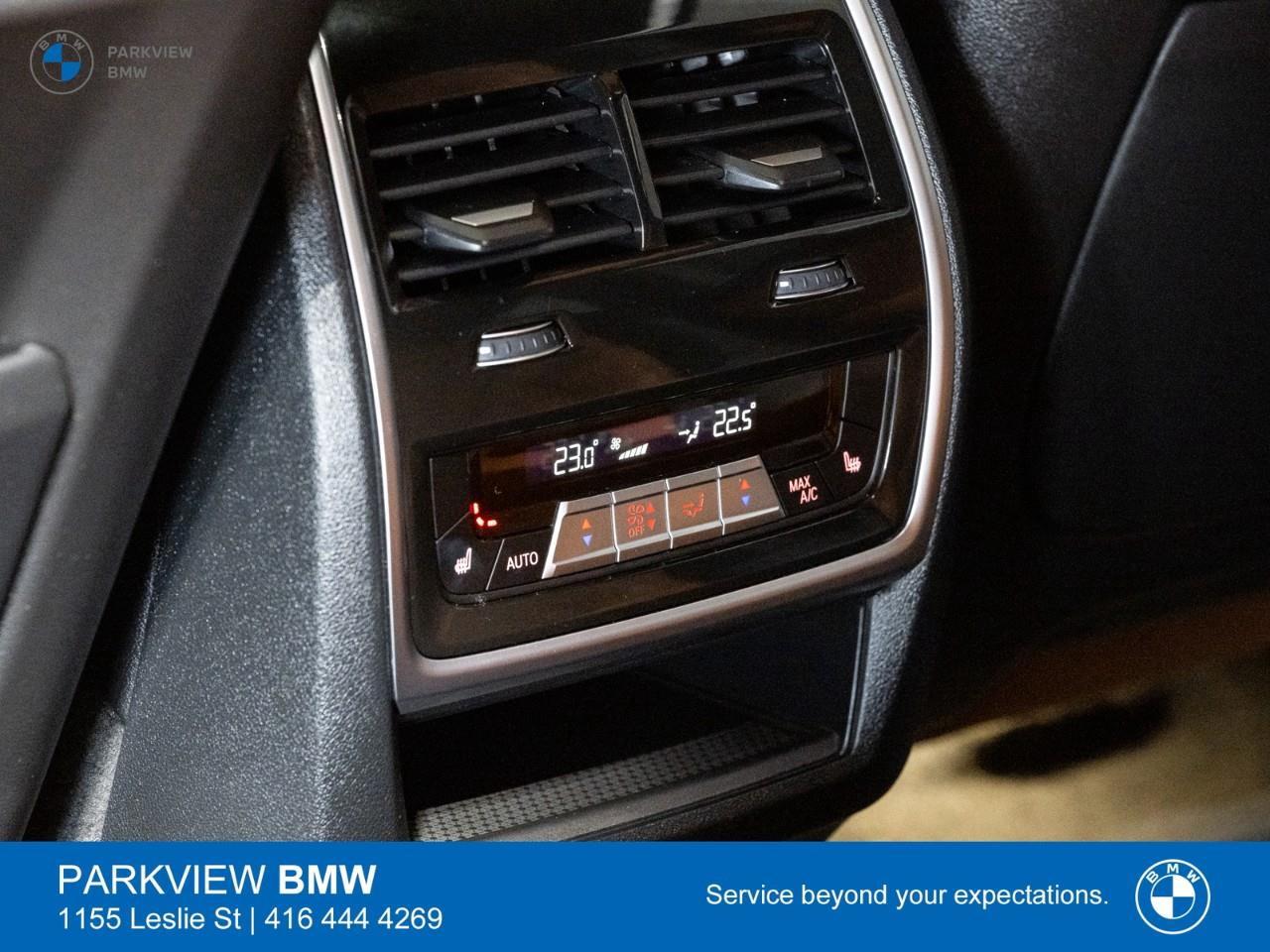 2022 BMW X6 xDrive40i 4dr All-Wheel Drive Sports Activity Coupe Photo