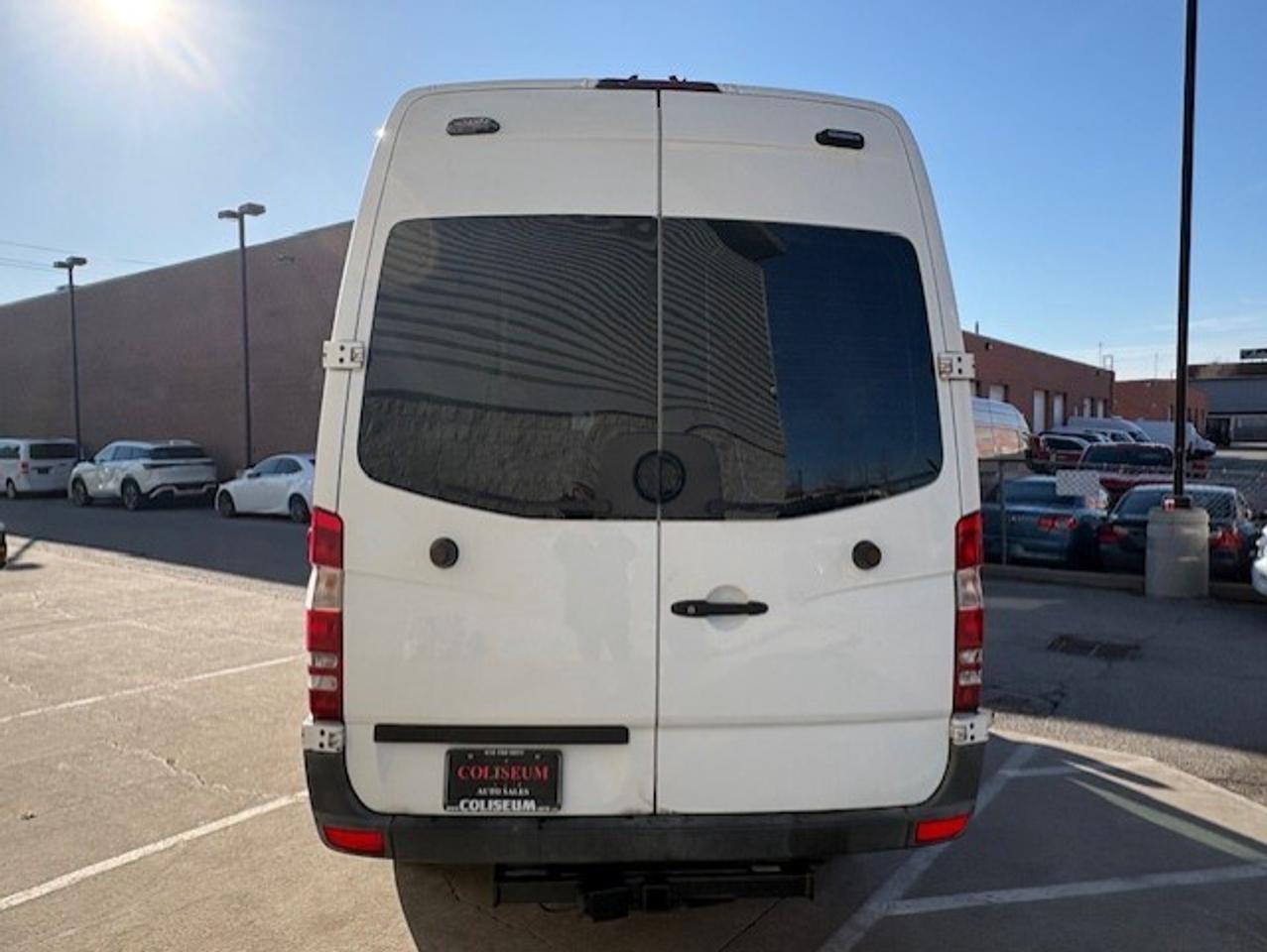 2014 Mercedes-Benz Sprinter 3500 V6 170 WB EXTENDED HIGH ROOF DUALLY! Photo4