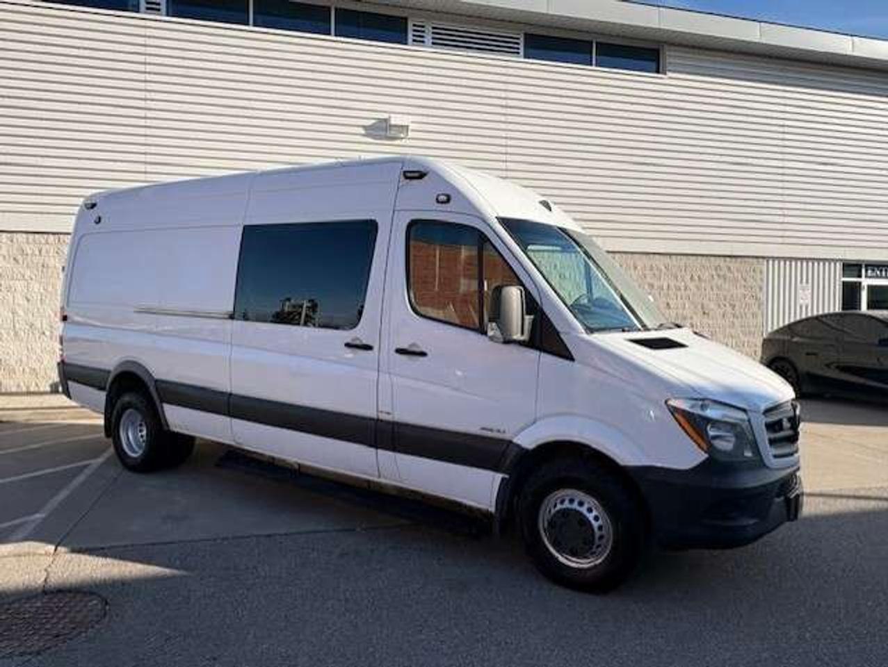 2014 Mercedes-Benz Sprinter 3500 V6 170 WB EXTENDED HIGH ROOF DUALLY! Photo