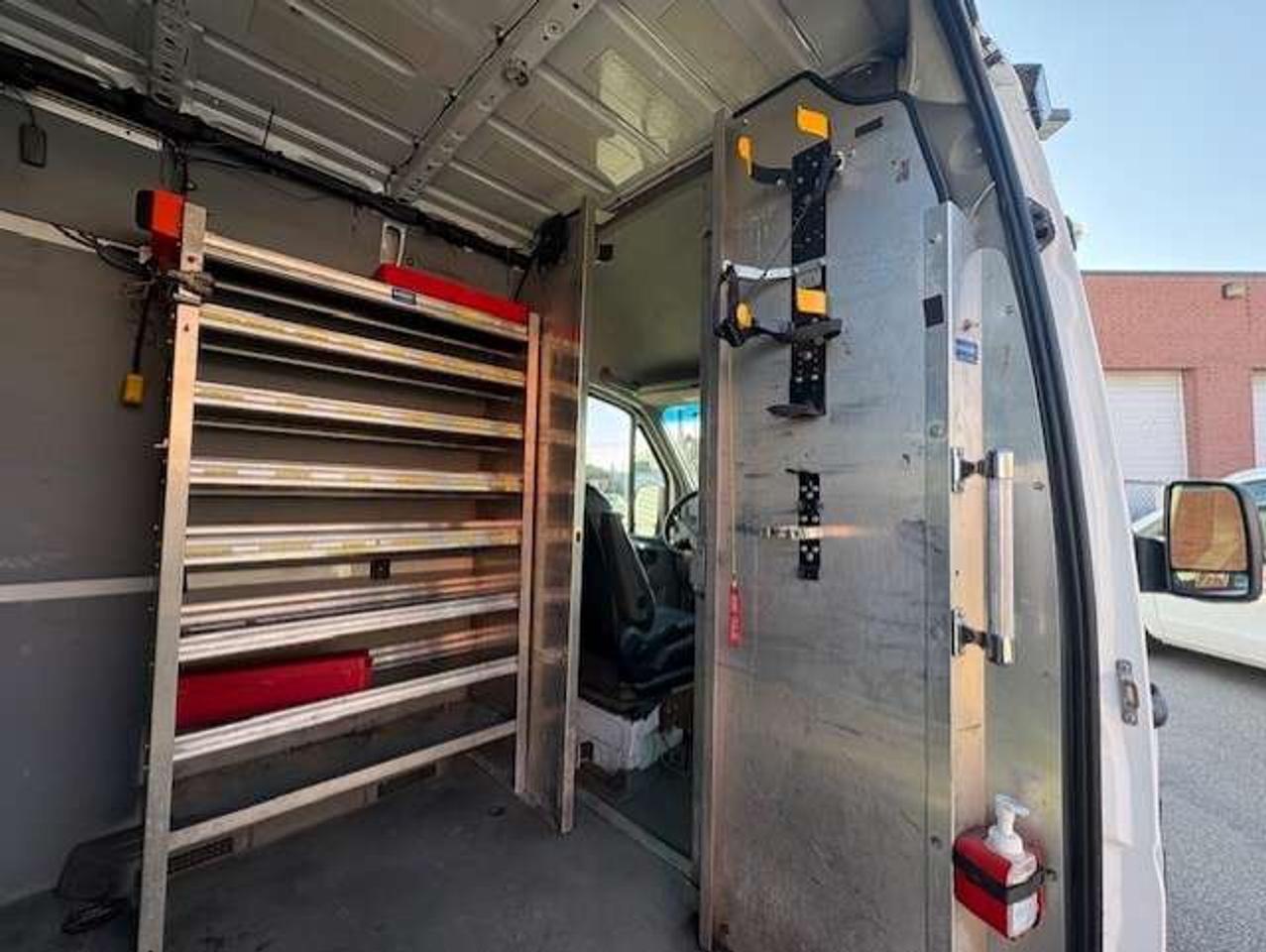 2014 Mercedes-Benz Sprinter 3500 V6 170 WB EXTENDED HIGH ROOF DUALLY! Photo