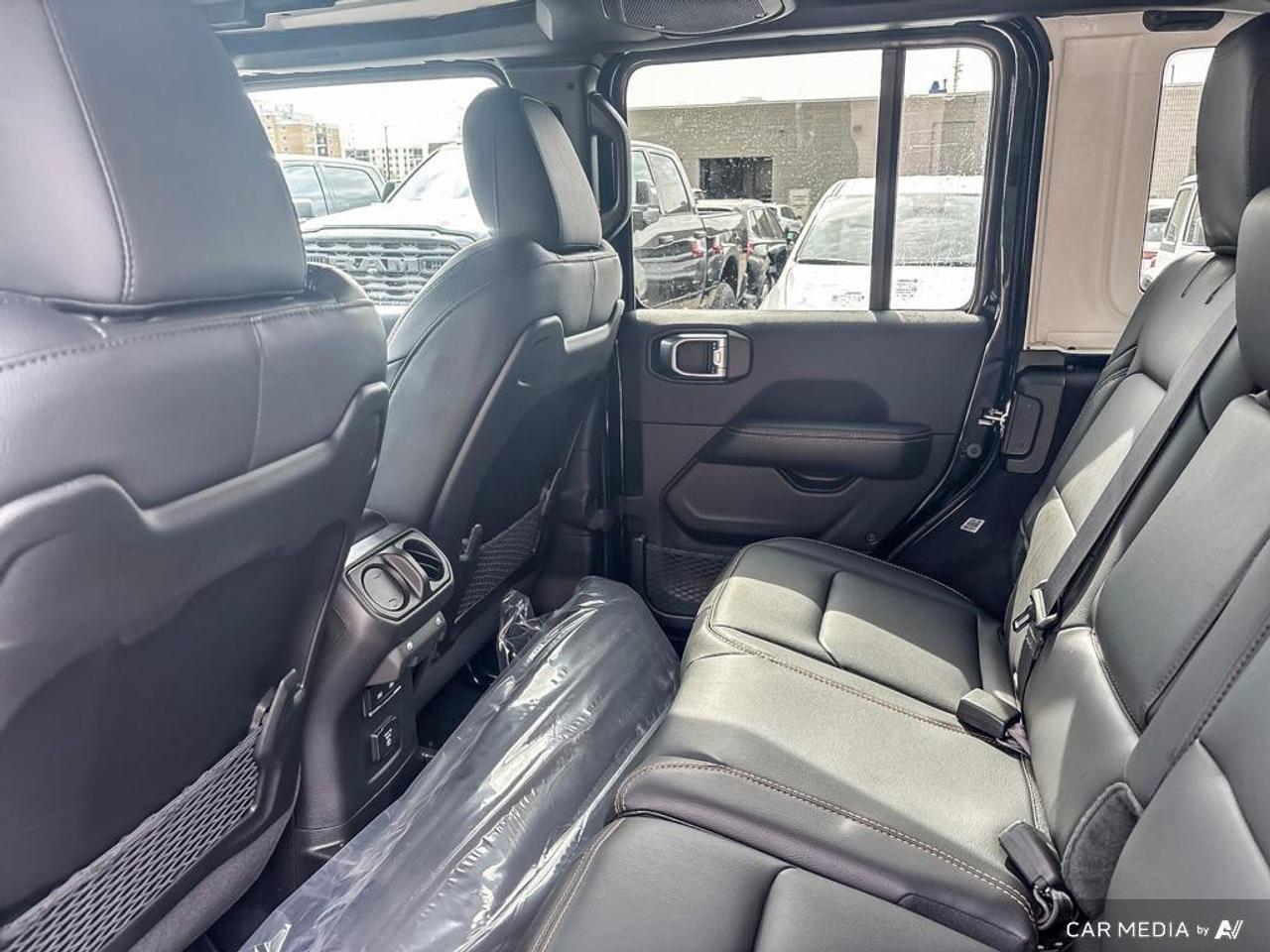 2026 Jeep Wrangler SAHARA 4DR 4X4 Photo