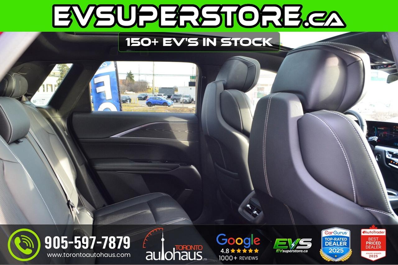 2024 Cadillac LYRIQ LUXURY PKG I 600E4 AWD Photo