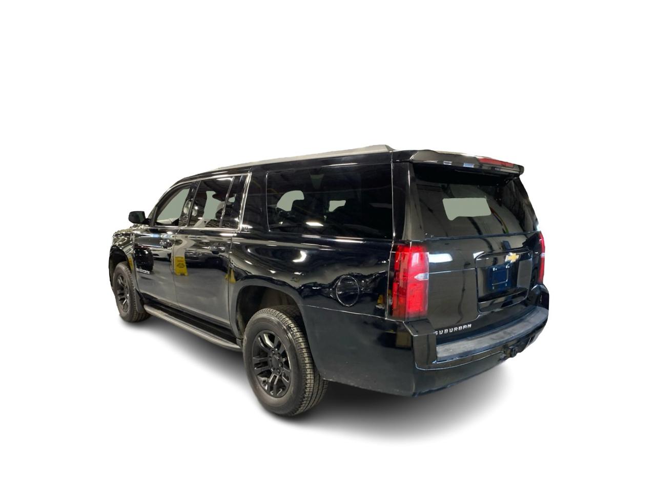 2017 Chevrolet Suburban 4WD 1500 LT 5.3L V8- CLEAN CARFAX Photo