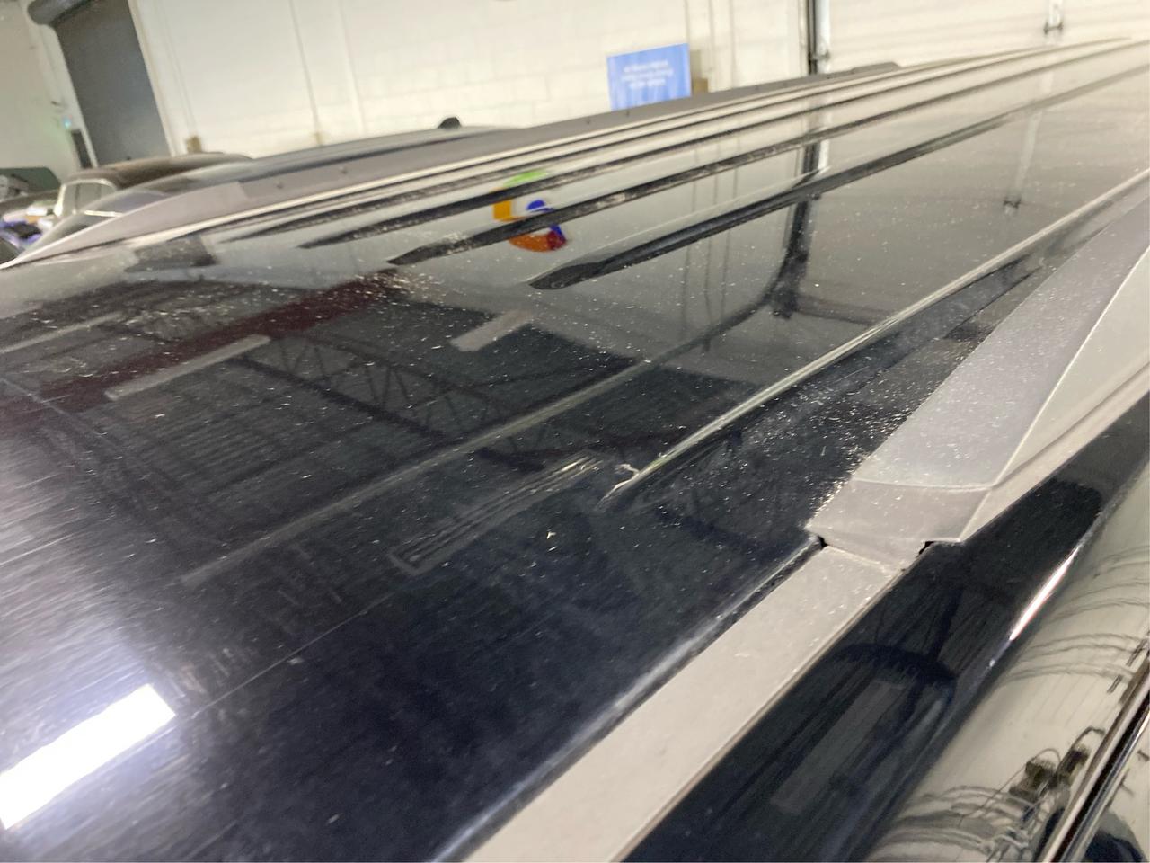 2017 Chevrolet Suburban 4WD 1500 LT 5.3L V8- CLEAN CARFAX Photo