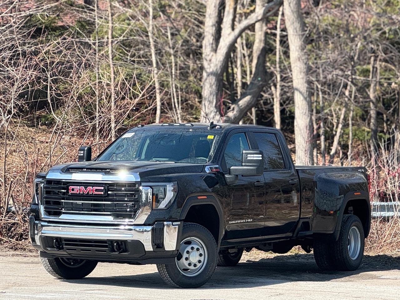 2026 GMC Sierra 3500HD Pro Photo