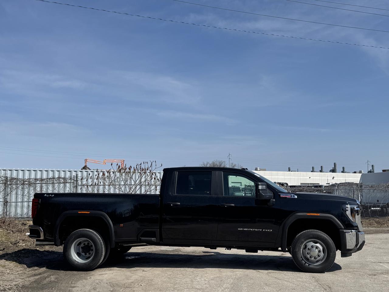 2026 GMC Sierra 3500HD Pro Photo2