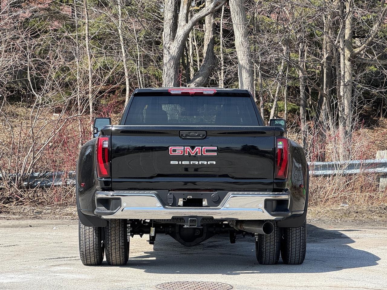 2026 GMC Sierra 3500HD Pro Photo