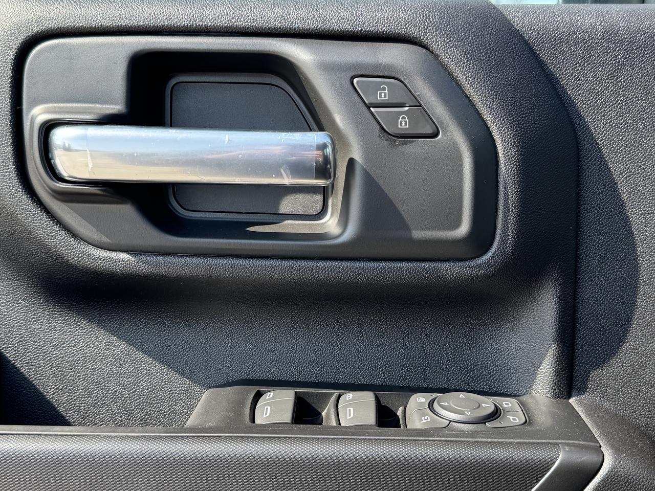 2026 GMC Sierra 3500HD Pro Photo