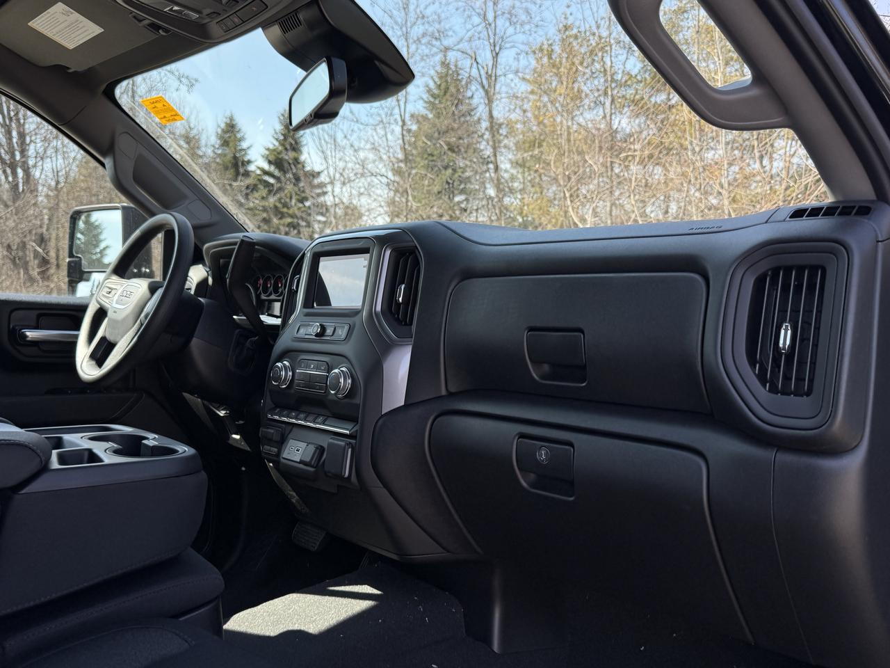 2026 GMC Sierra 3500HD Pro Photo