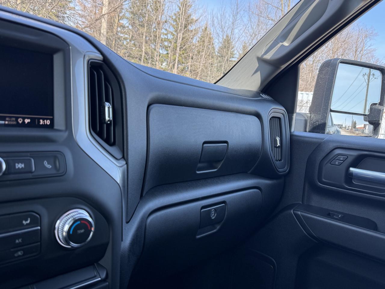 2026 GMC Sierra 3500HD Pro Photo