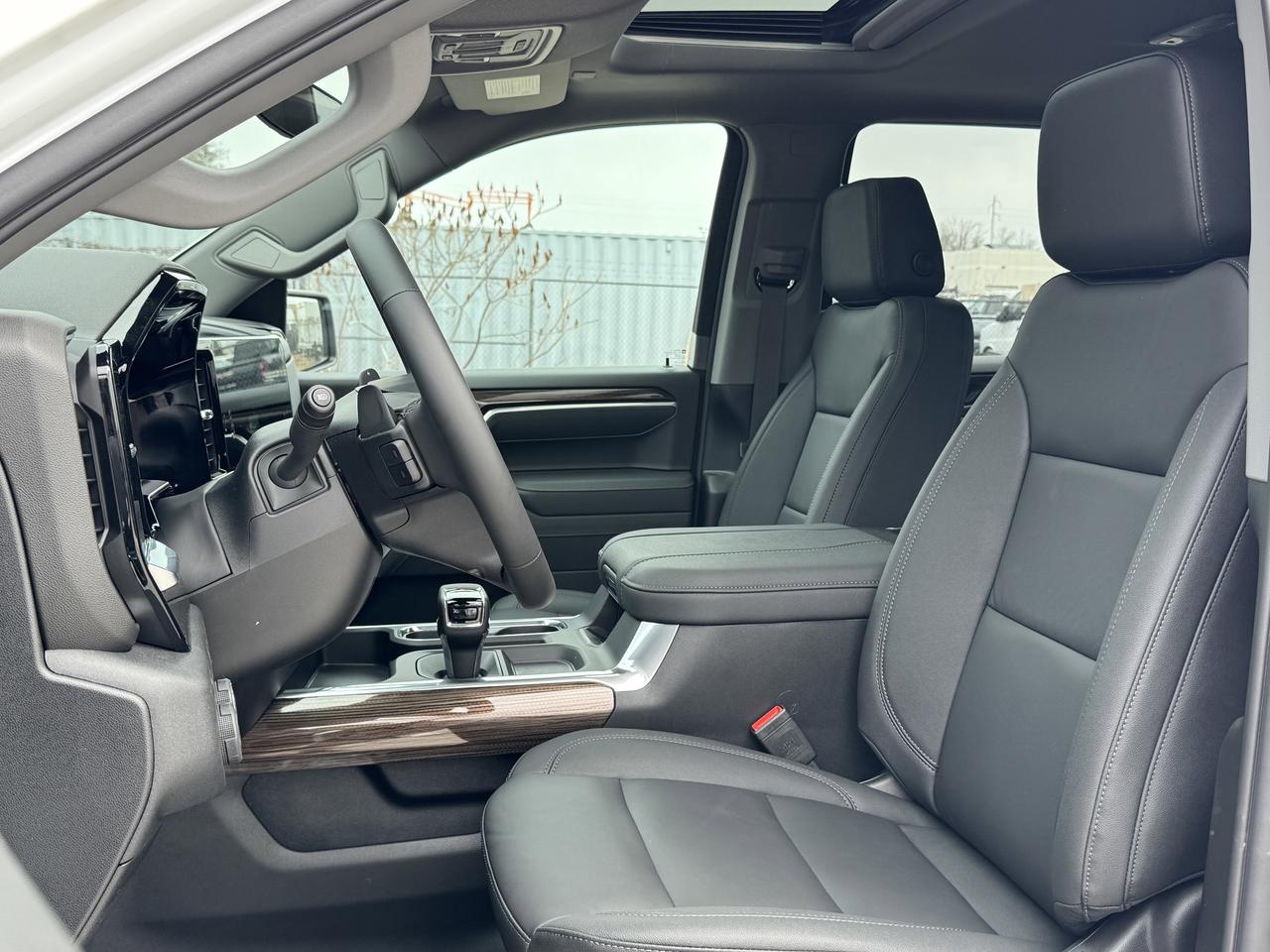2026 Chevrolet Silverado 1500 RST Photo