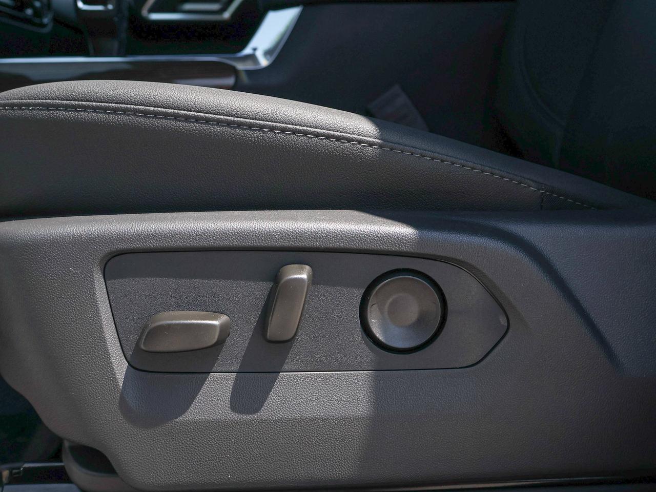 2026 Chevrolet Silverado 1500 RST Photo