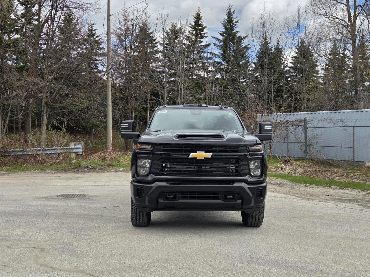 2026 Chevrolet SILVERADO 2500HD Work Truck Photo