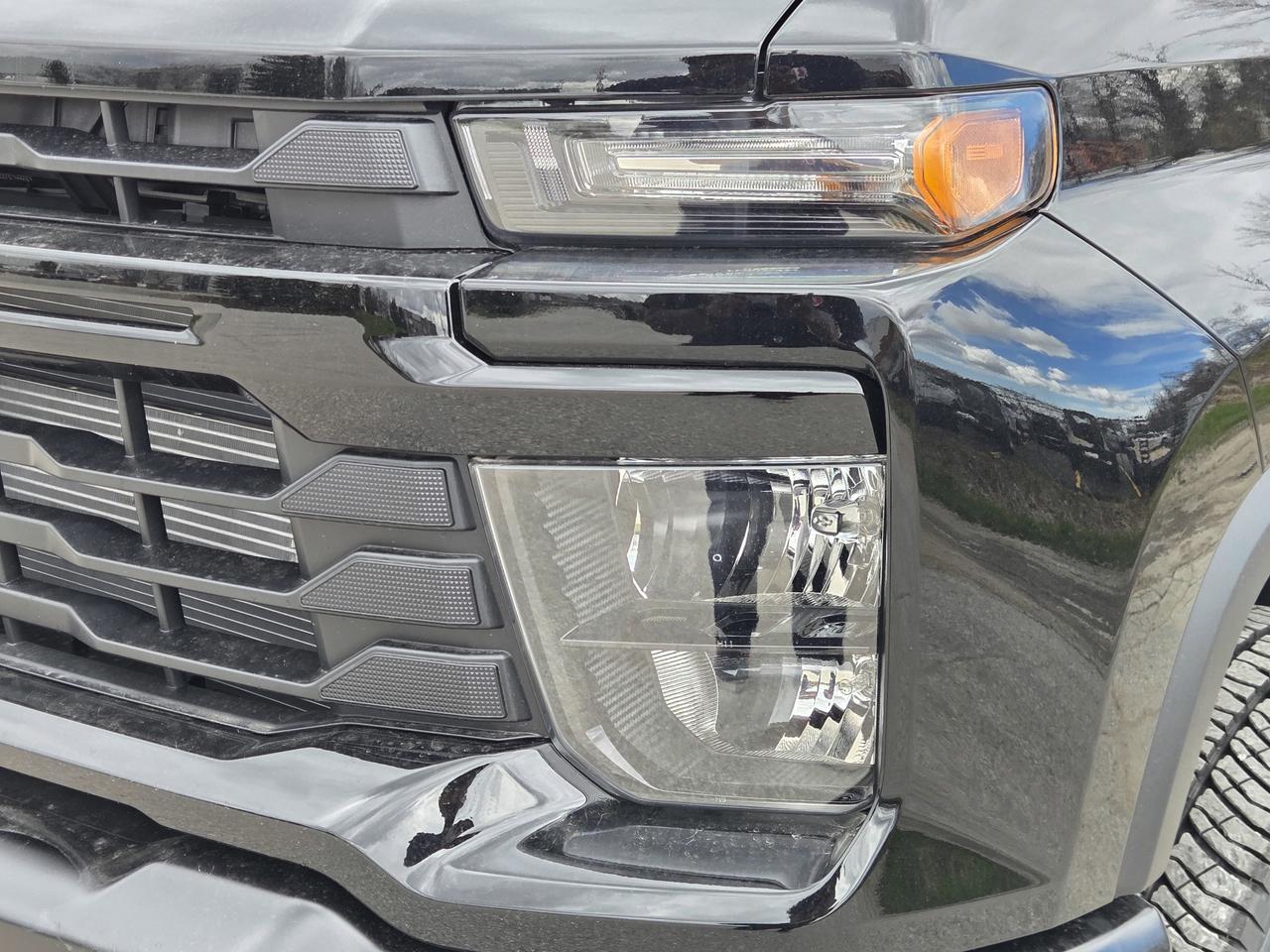 2026 Chevrolet SILVERADO 2500HD Work Truck Photo