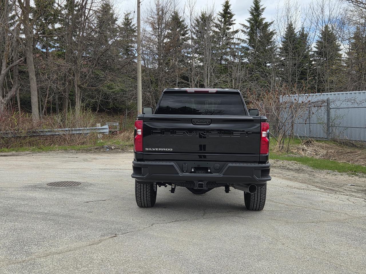 2026 Chevrolet SILVERADO 2500HD Work Truck Photo