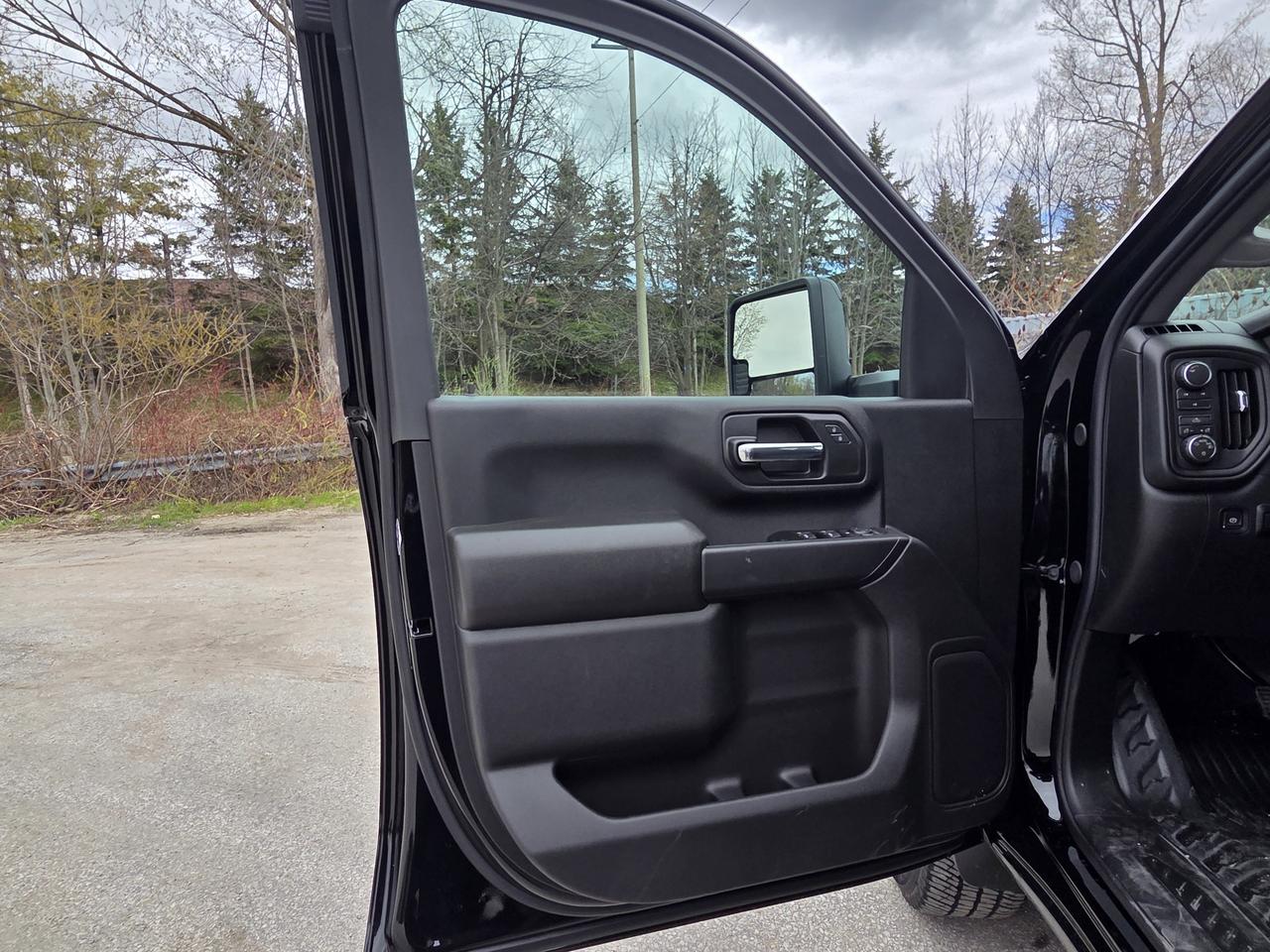 2026 Chevrolet SILVERADO 2500HD Work Truck Photo