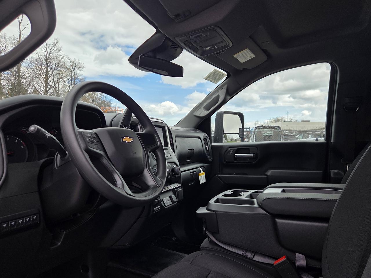 2026 Chevrolet SILVERADO 2500HD Work Truck Photo