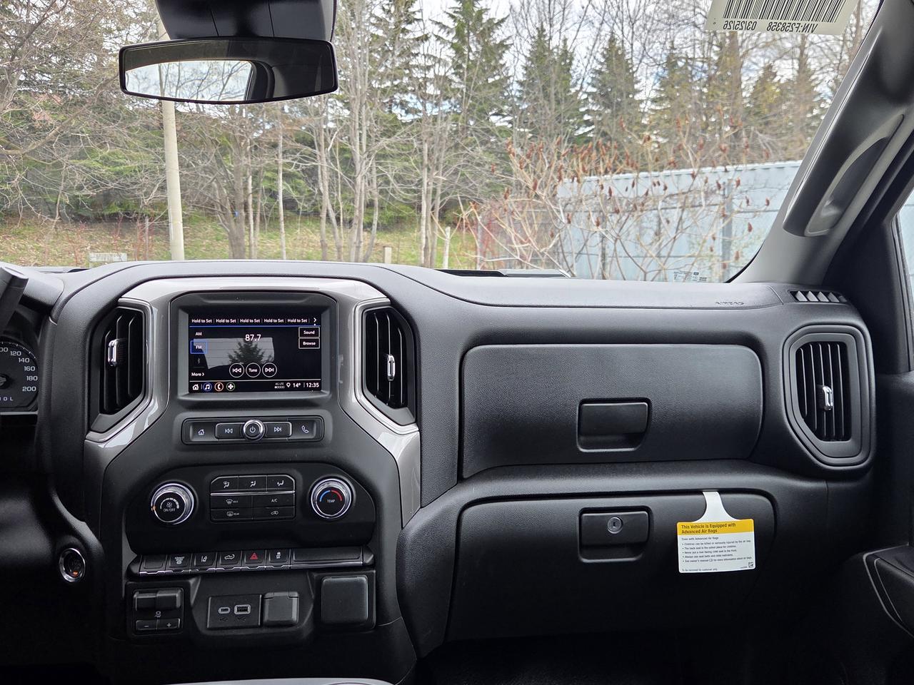 2026 Chevrolet SILVERADO 2500HD Work Truck Photo