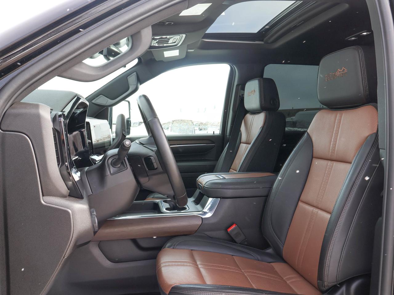 2024 Chevrolet SILVERADO 2500HD High Country Photo